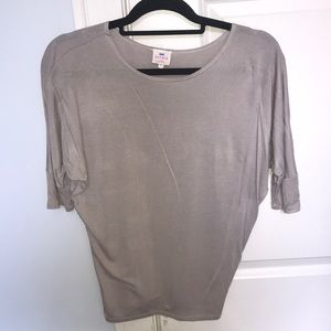 Soft Tan/Gray Top